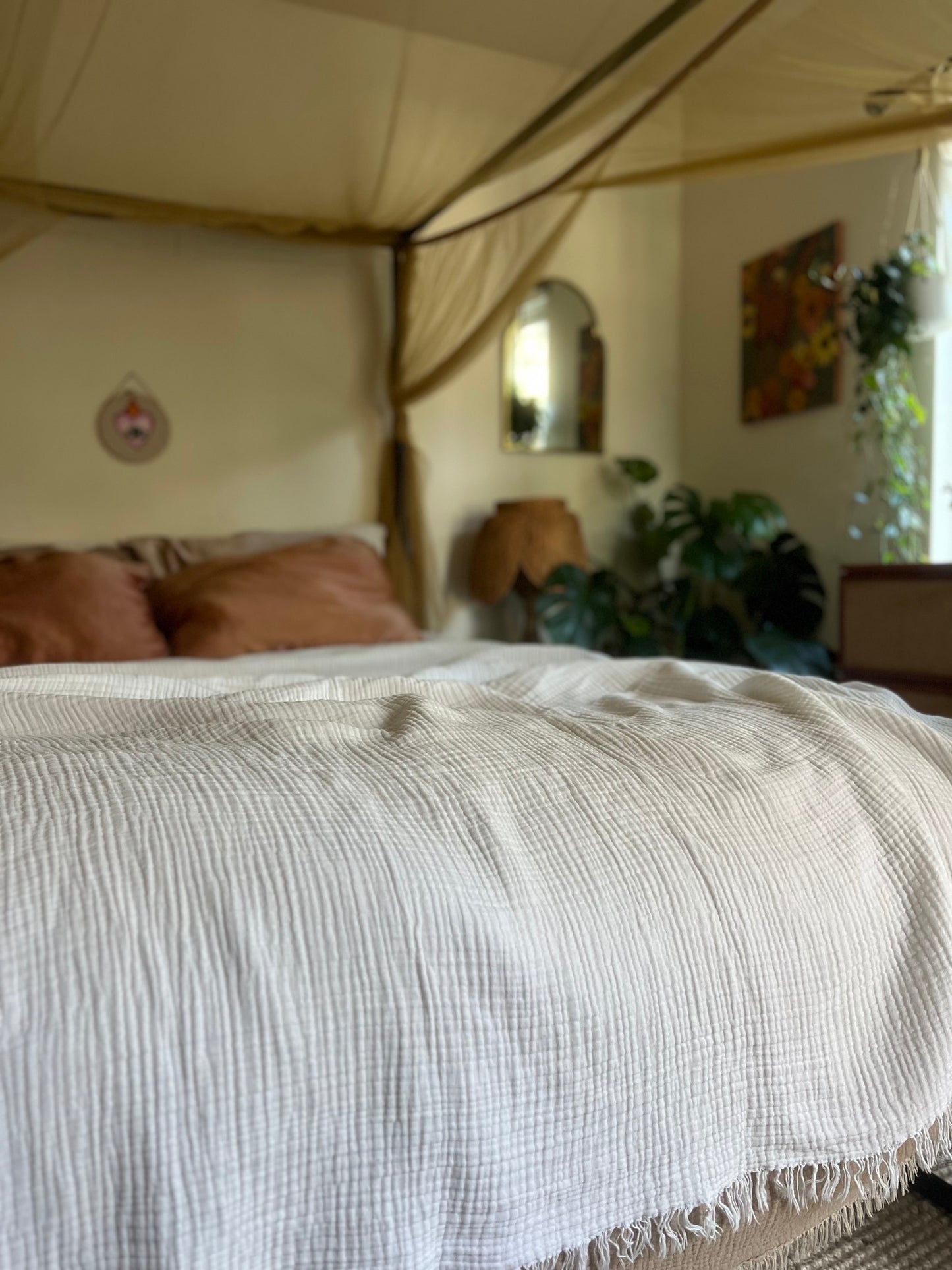 Crinkled 4-Layer Gauze Bedspread with Fringes