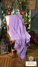 Lade das Bild in den Galerie-Viewer, Muslin Baby Blanket - Lilac Color
