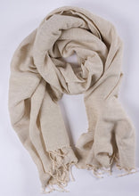 Lade das Bild in den Galerie-Viewer, peace silk shawl by themazi
